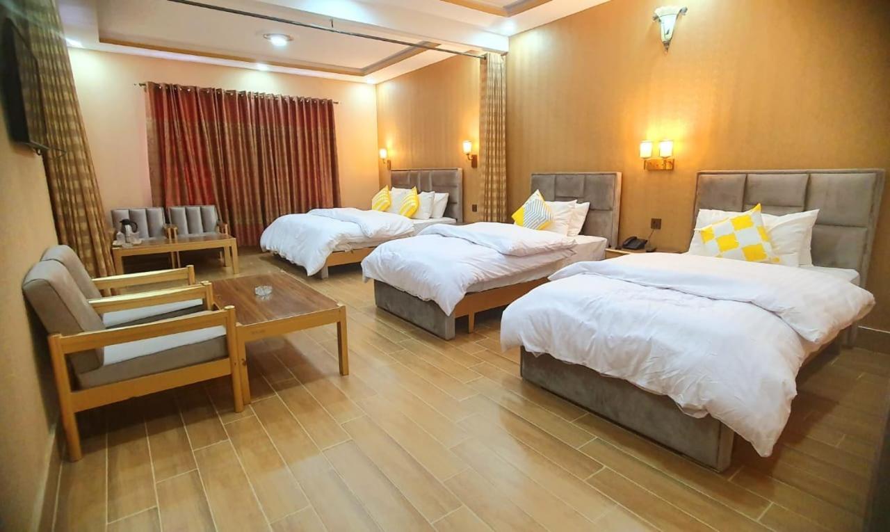 Royal Hotel Naran Exterior photo